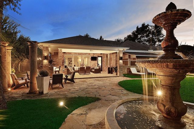 9063 Rocky Ridge Drive, Conroe, TX 77302