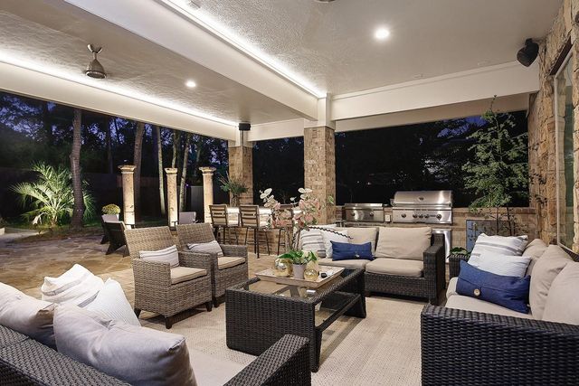 9063 Rocky Ridge Drive, Conroe, TX 77302