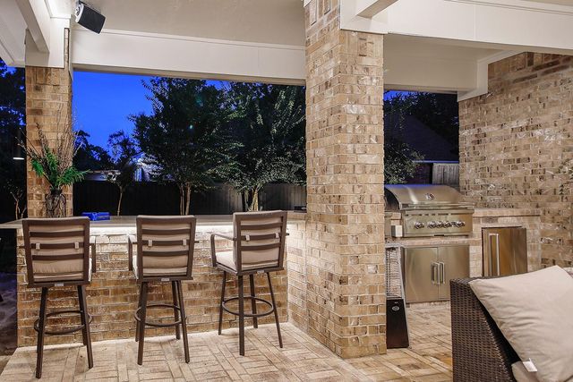 9063 Rocky Ridge Drive, Conroe, TX 77302