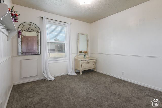 533 W VALLEY DR, Centerville, UT 84014