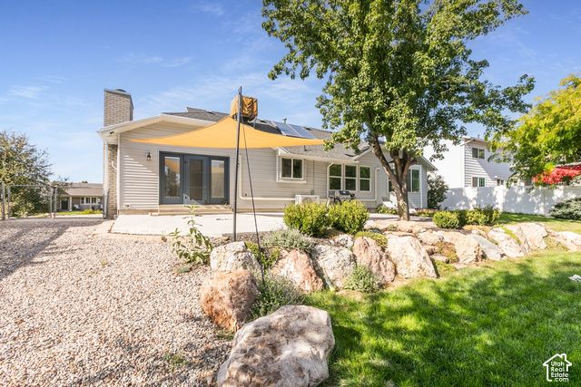 533 W VALLEY DR, Centerville, UT 84014