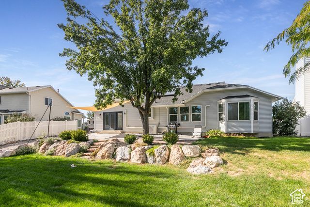 533 W VALLEY DR, Centerville, UT 84014