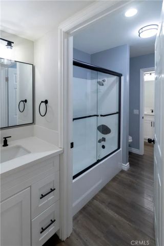 13540 Hubbard 26, Los Angeles, CA 91342