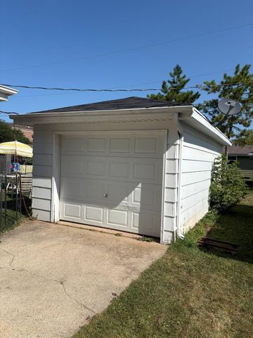 1029 EVANS STREET, Neenah, WI 54956