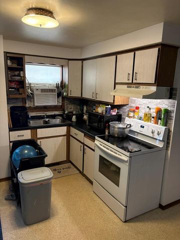 1029 EVANS STREET, Neenah, WI 54956