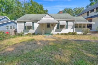 617 Monroe Drive, Raleigh, NC 27604