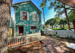 2328 Avenue M, Galveston, TX 77550