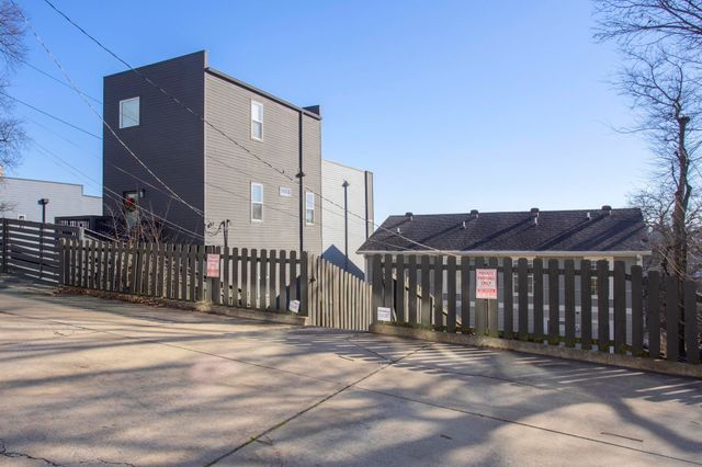 3306 Felicia St, Nashville, TN 37209
