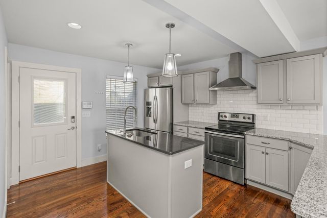 3306 Felicia St, Nashville, TN 37209