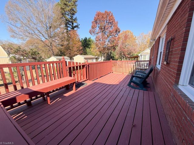 1104 Tarleton Avenue, Burlington, NC 27215