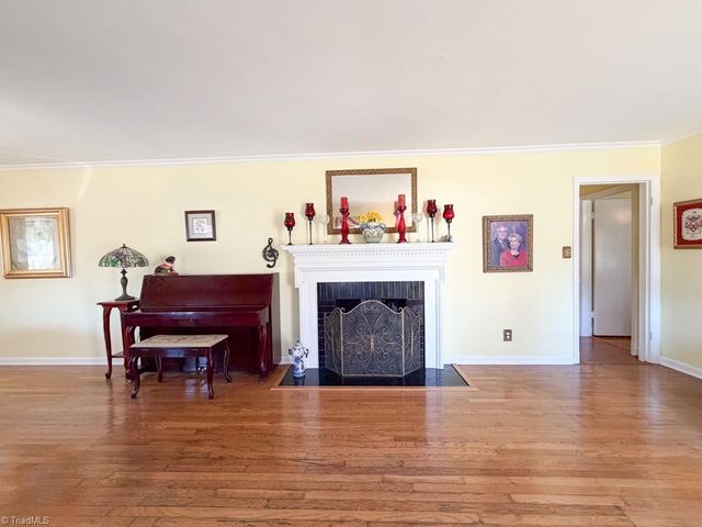 1104 Tarleton Avenue, Burlington, NC 27215