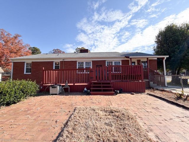 1104 Tarleton Avenue, Burlington, NC 27215