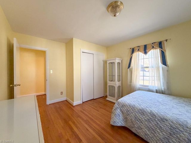 1104 Tarleton Avenue, Burlington, NC 27215