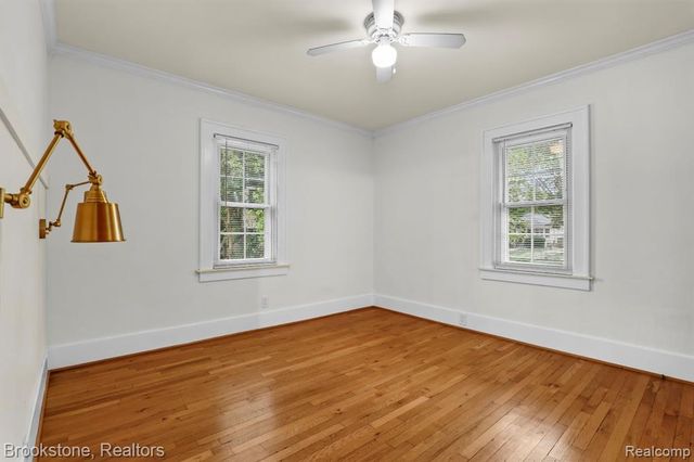 111 E Tacoma Street, Clawson, MI 48017