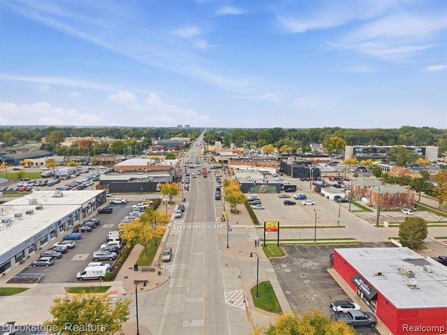 111 E Tacoma Street, Clawson, MI 48017