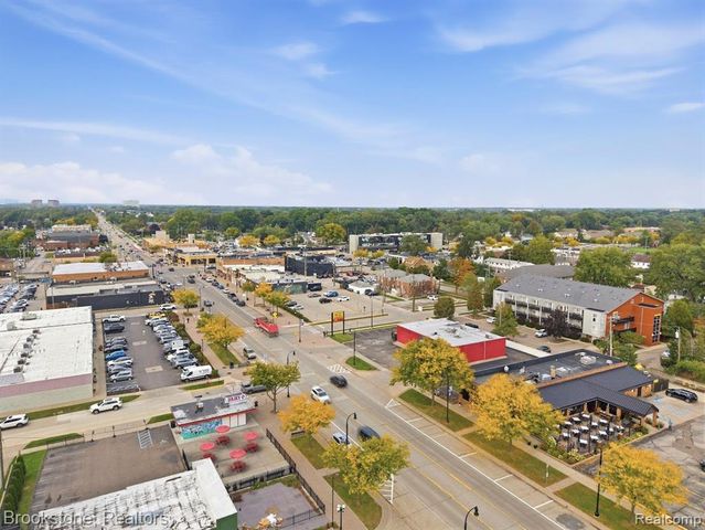 111 E Tacoma Street, Clawson, MI 48017