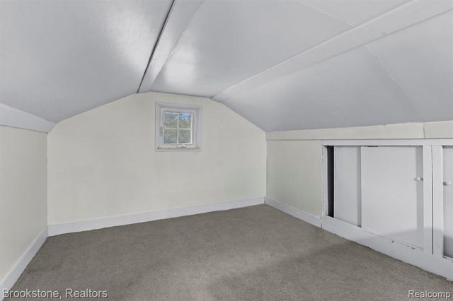 111 E Tacoma Street, Clawson, MI 48017