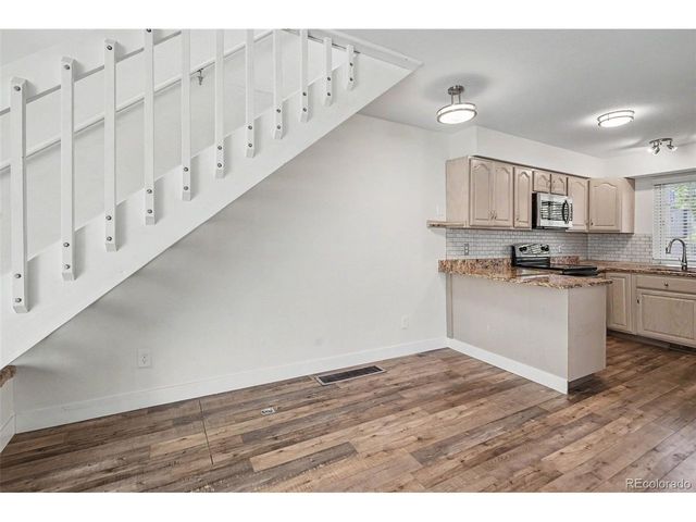 1936 Newland Ct, Lakewood, CO 80214