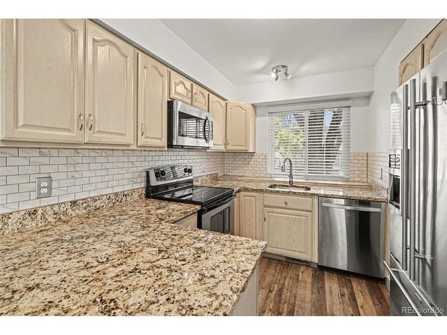 1936 Newland Ct, Lakewood, CO 80214