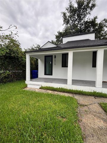 6911 NW 4th Ct 6915, Miami, FL 33150