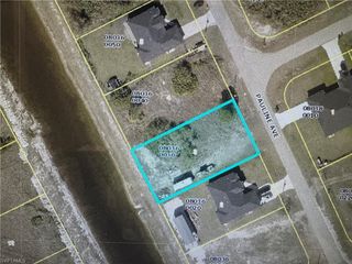 368 Pauline AVE, Lehigh Acres, FL 33974
