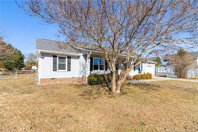 5804 Highstan Court, Fayetteville, NC 28304