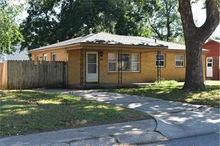 214 Stearns Ave, Haysville, KS 67060