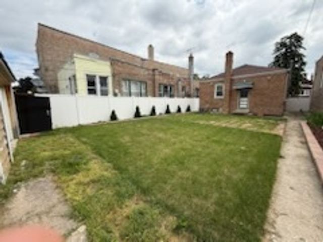 2504 S 57th Court, Cicero, IL 60804