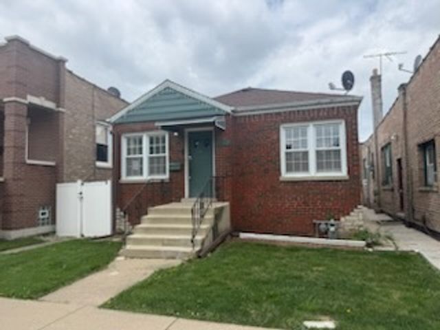 2504 S 57th Court, Cicero, IL 60804
