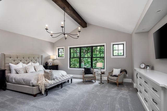 3941x White Oak Lane, Chanhassen, MN 55331