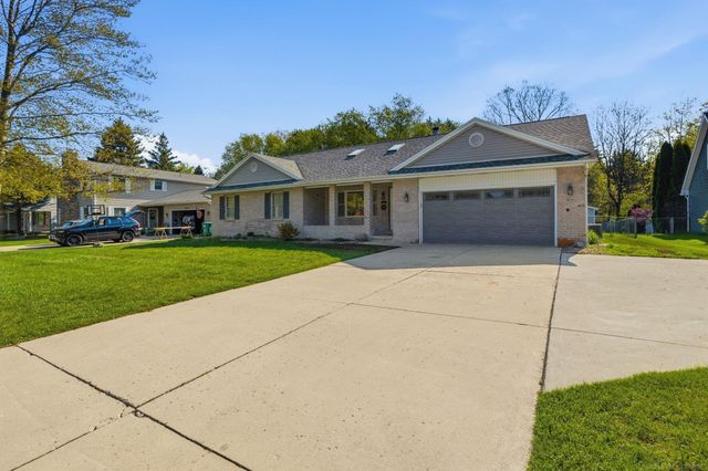 3318 Richards Road, Port Huron Twp, MI 48060