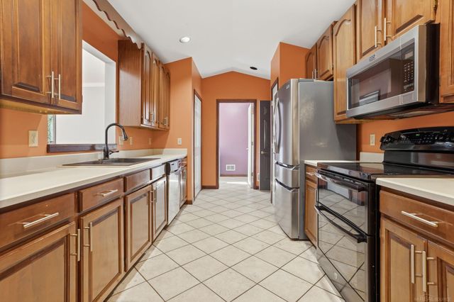 3318 Richards Road, Port Huron Twp, MI 48060
