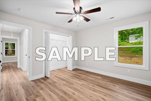 643 Crabapple Drive NW, Dalton, GA 30720