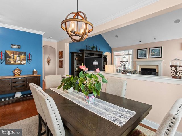 6 MARBELLA CT, Hamilton, NJ 08691