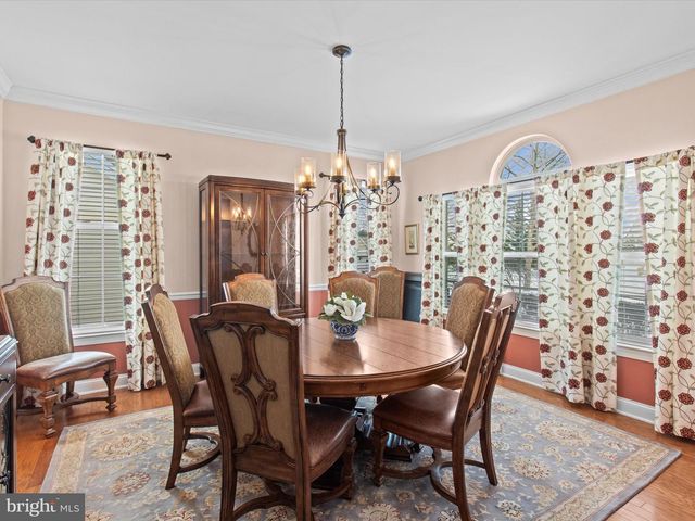 6 MARBELLA CT, Hamilton, NJ 08691