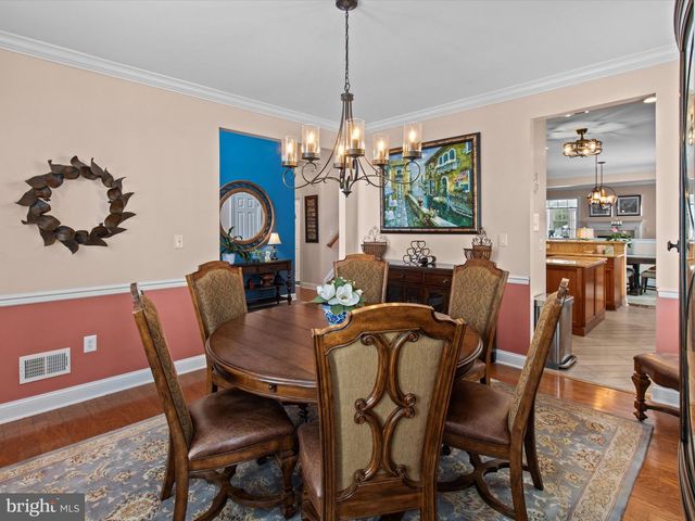 6 MARBELLA CT, Hamilton, NJ 08691
