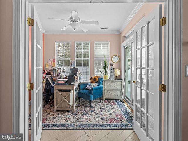 6 MARBELLA CT, Hamilton, NJ 08691