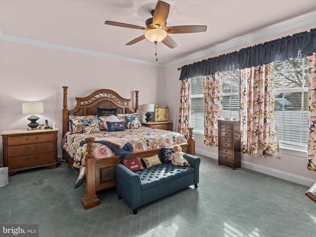 6 MARBELLA CT, Hamilton, NJ 08691