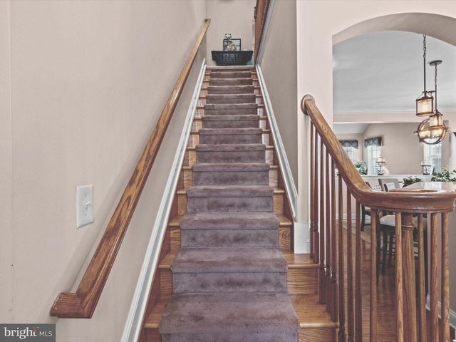 6 MARBELLA CT, Hamilton, NJ 08691