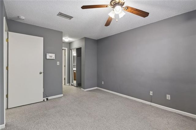 298 Nantucket PL, Newport News, VA 23606