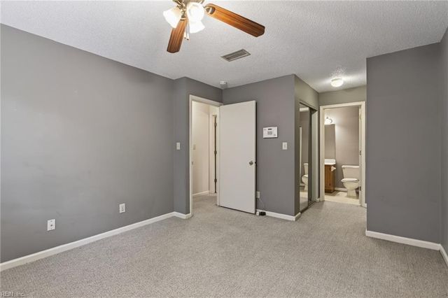 298 Nantucket PL, Newport News, VA 23606
