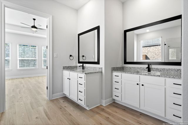 243 Wisteria View, Castroville, TX 78009