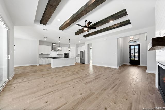 243 Wisteria View, Castroville, TX 78009