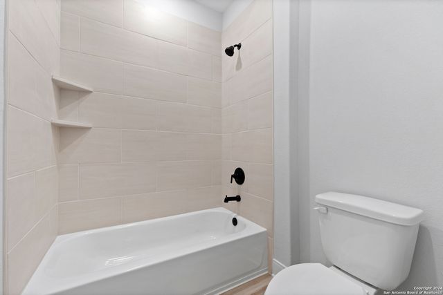 243 Wisteria View, Castroville, TX 78009