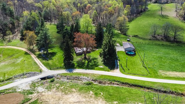 1459 Buck Lick Road, Tollesboro, KY 41189