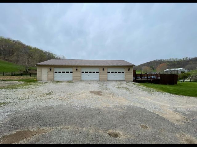 1459 Buck Lick Road, Tollesboro, KY 41189