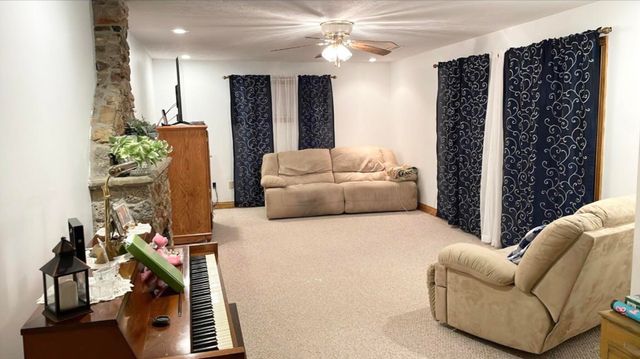 1459 Buck Lick Road, Tollesboro, KY 41189