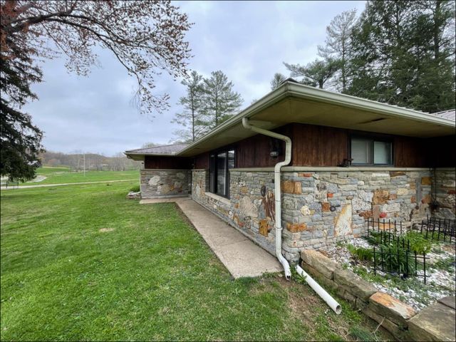 1459 Buck Lick Road, Tollesboro, KY 41189