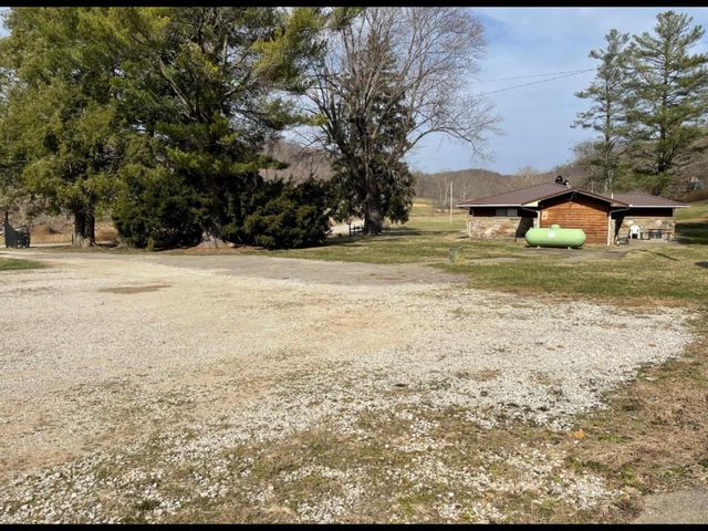 1459 Buck Lick Road, Tollesboro, KY 41189