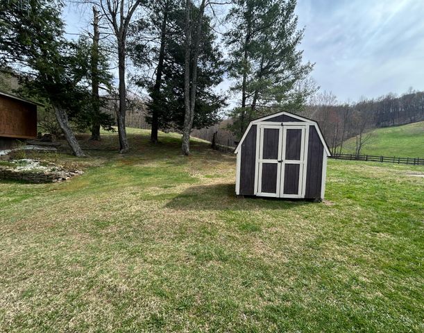 1459 Buck Lick Road, Tollesboro, KY 41189
